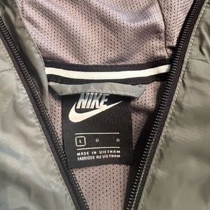 Nike windbreaker